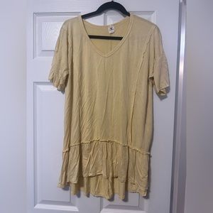 NWOT-Sew in love v neck top with ruffled hem detail.  Size Large.